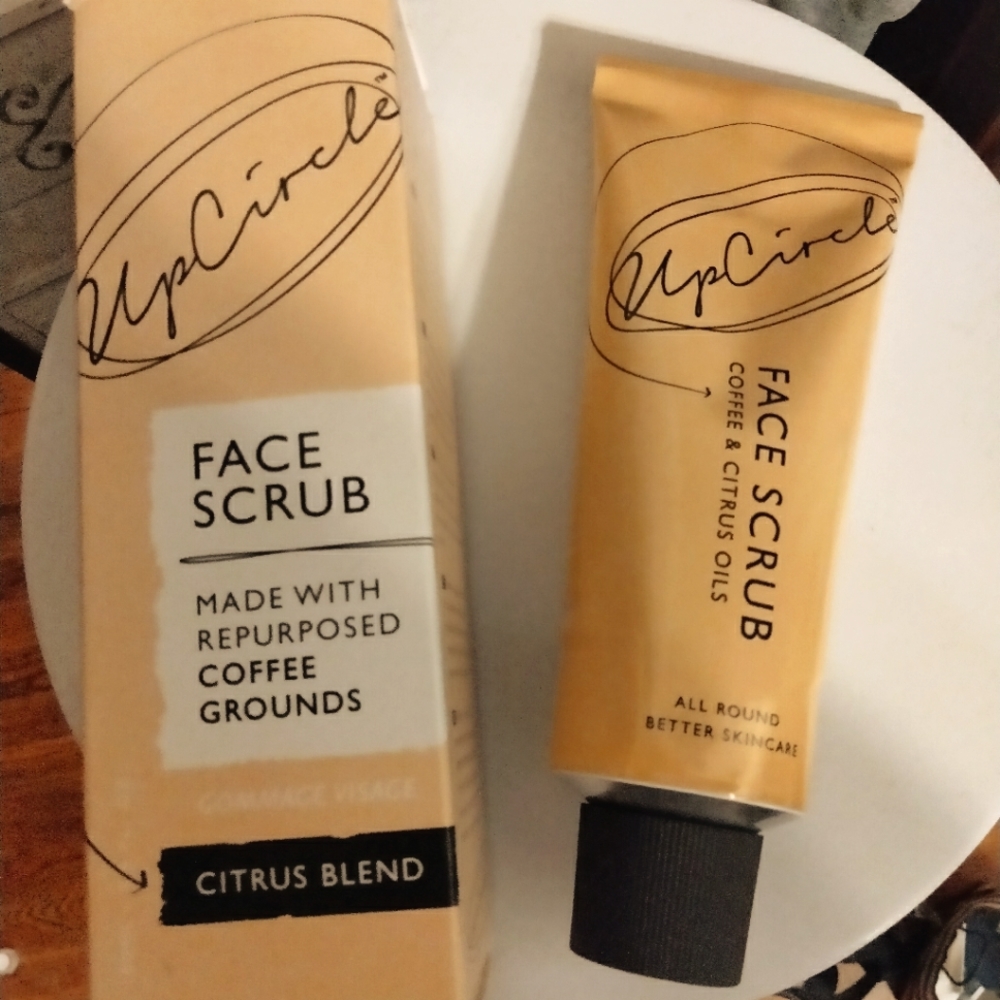 Up Circle Face Scrub: Made with Coffee Grounds, Citrus Blend